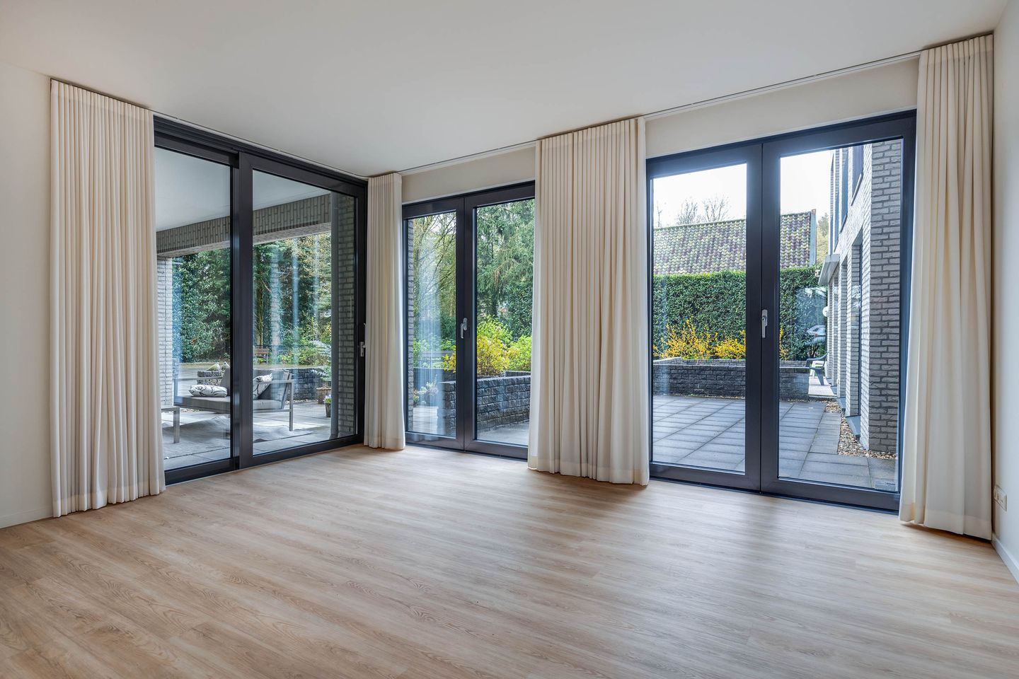 Foto 19 van Kastanjelaan 4-2