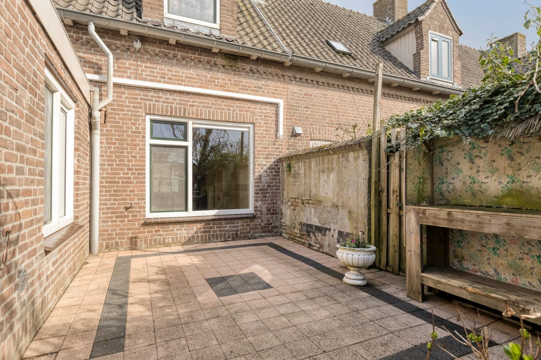 Photo 31 of Dr vd Broekstraat 18