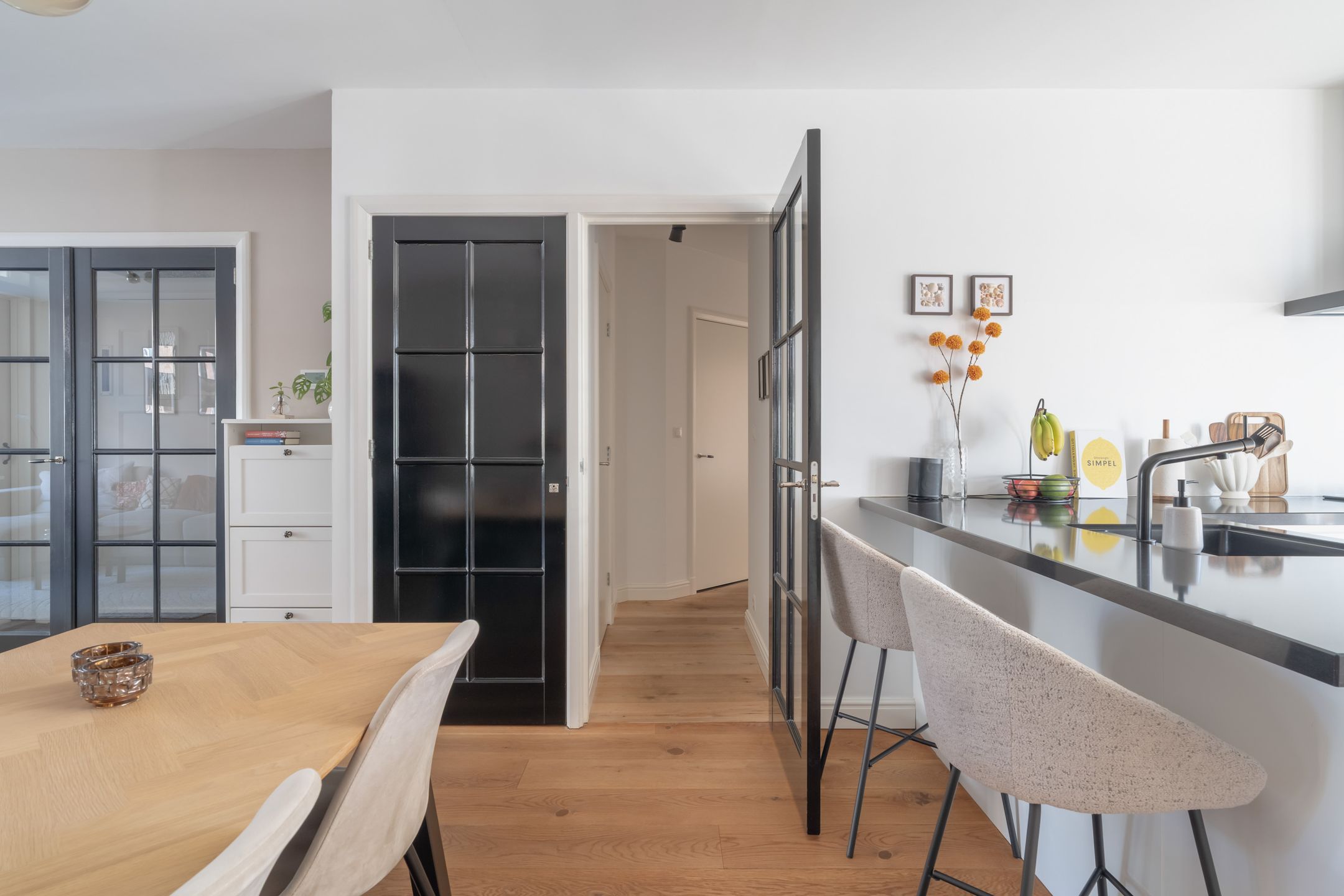 Ground-floor apartment with southwest-facing garden in popular Bomenbuurt — 27