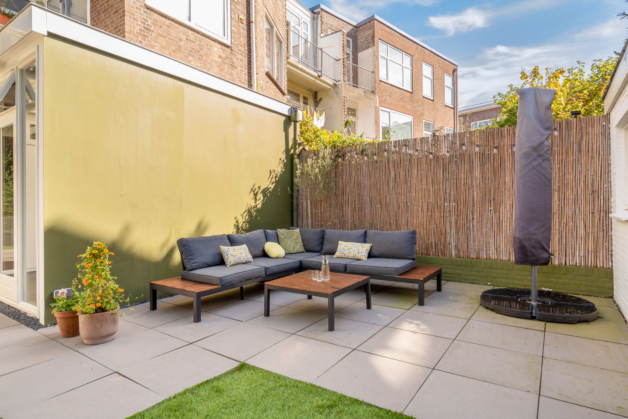 Ground-floor apartment with southwest-facing garden in popular Bomenbuurt — 39