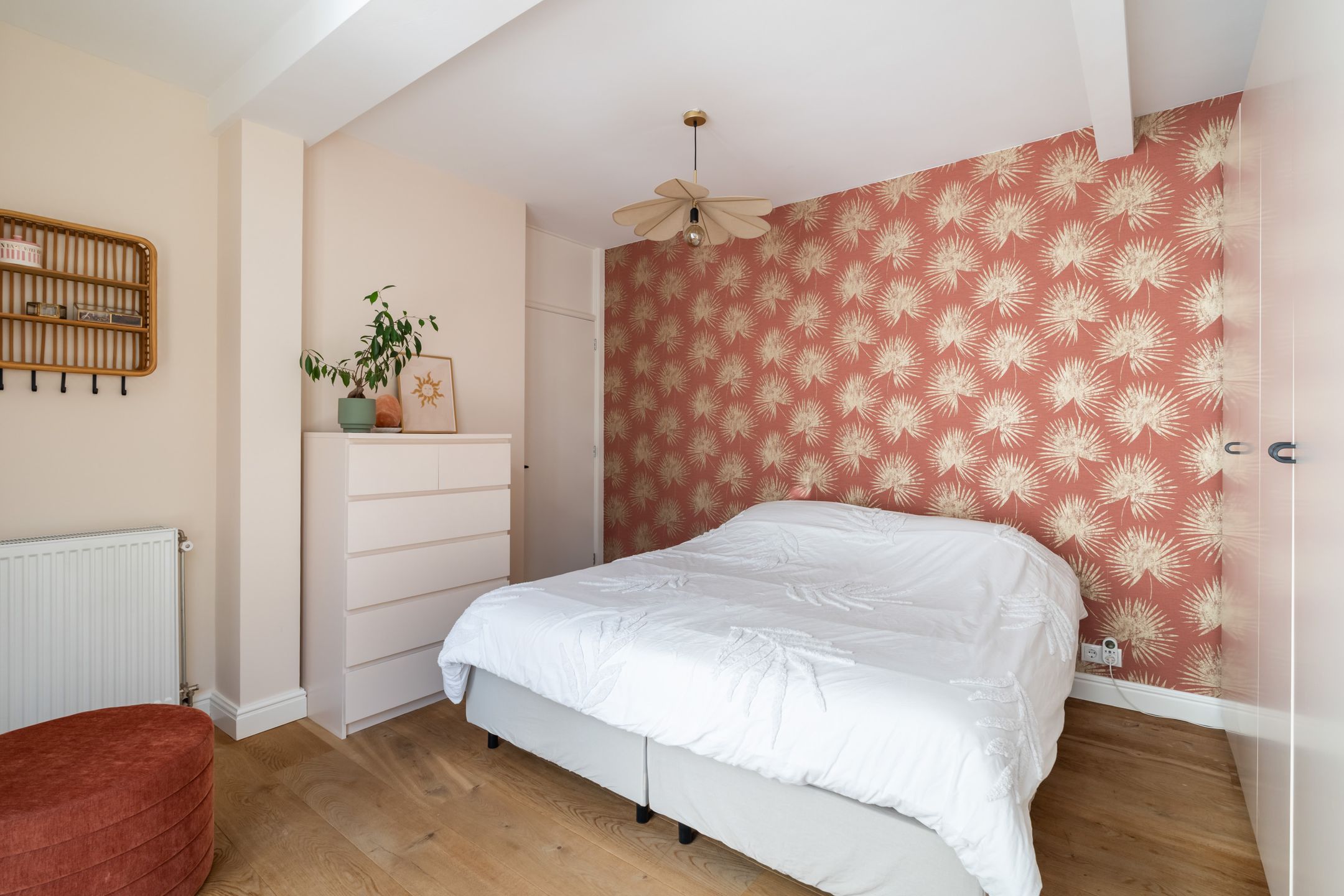 Ground-floor apartment with southwest-facing garden in popular Bomenbuurt — 45