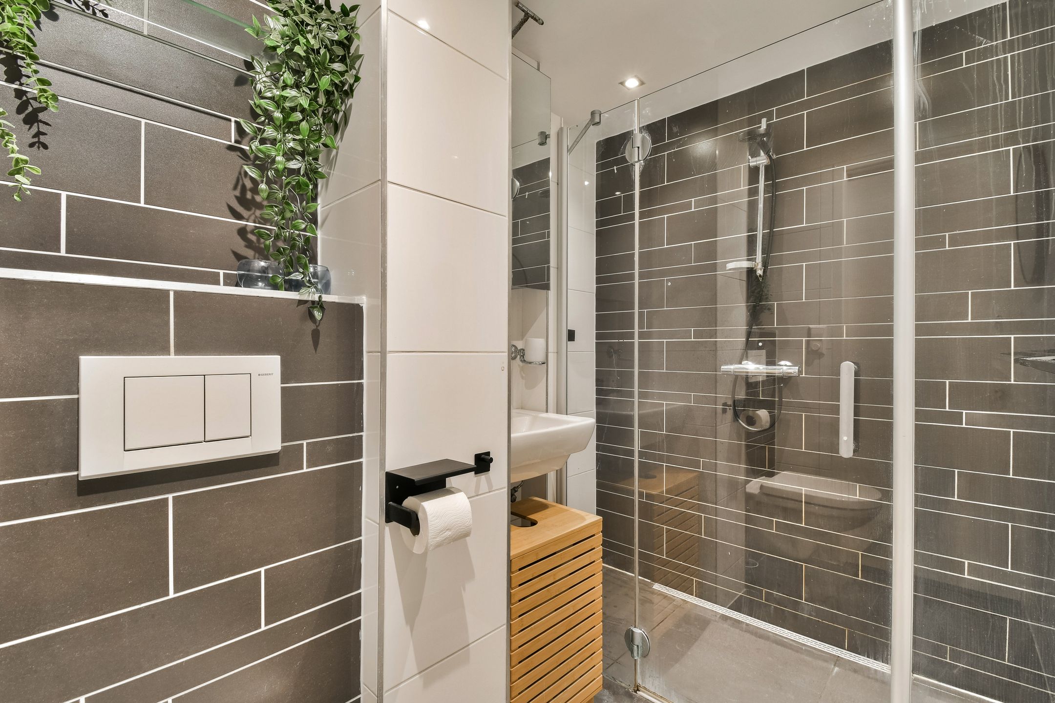 Well-laid out 2-room apartment with sunny balcony in the Rivierenbuurt — 12