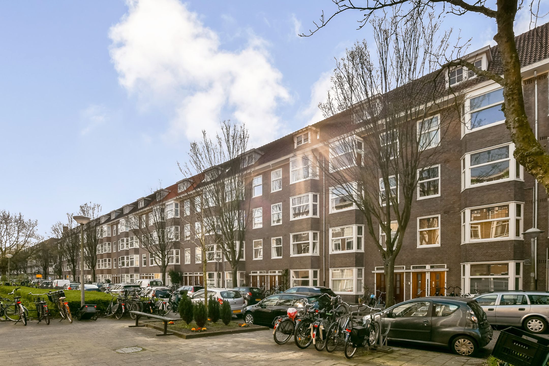 Atmospheric apartment in popular De Baarsjes neighborhood — 27