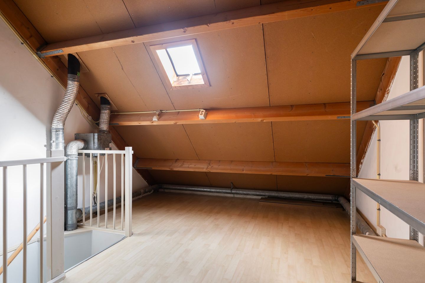 Foto 20 van Leliestraat 13-B