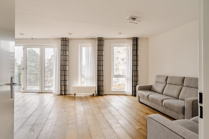 Foto 2 van Berlagelaan 48