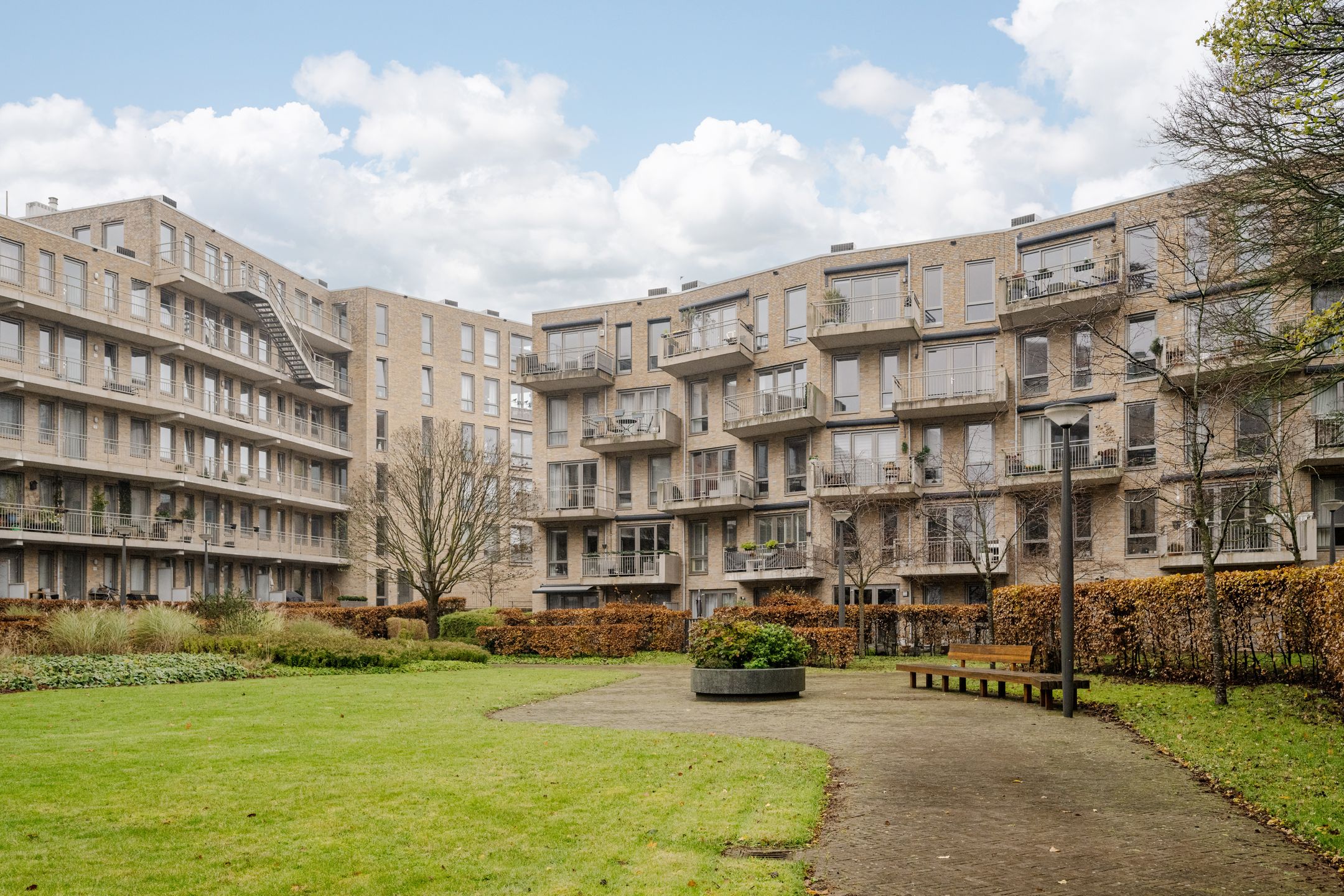 Foto 21 van Berlagelaan 48