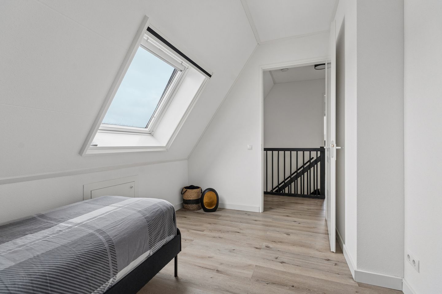 Photo 35 of Meursweg 1-G