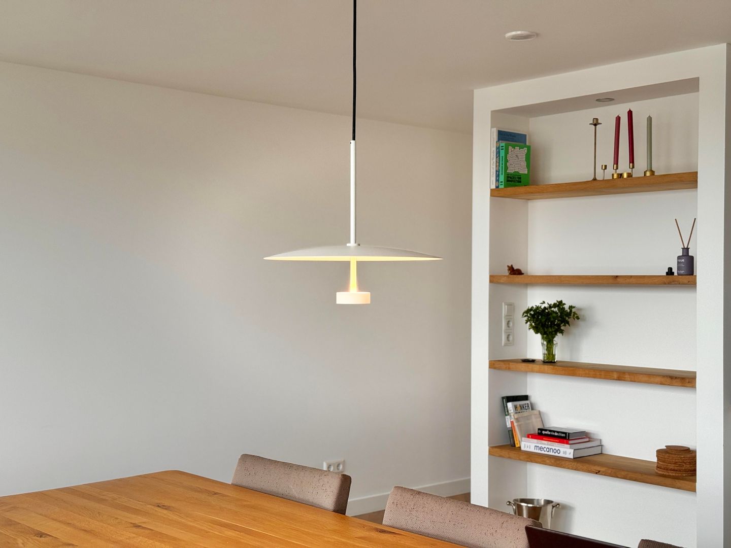 Foto 10 van Borneolaan 285