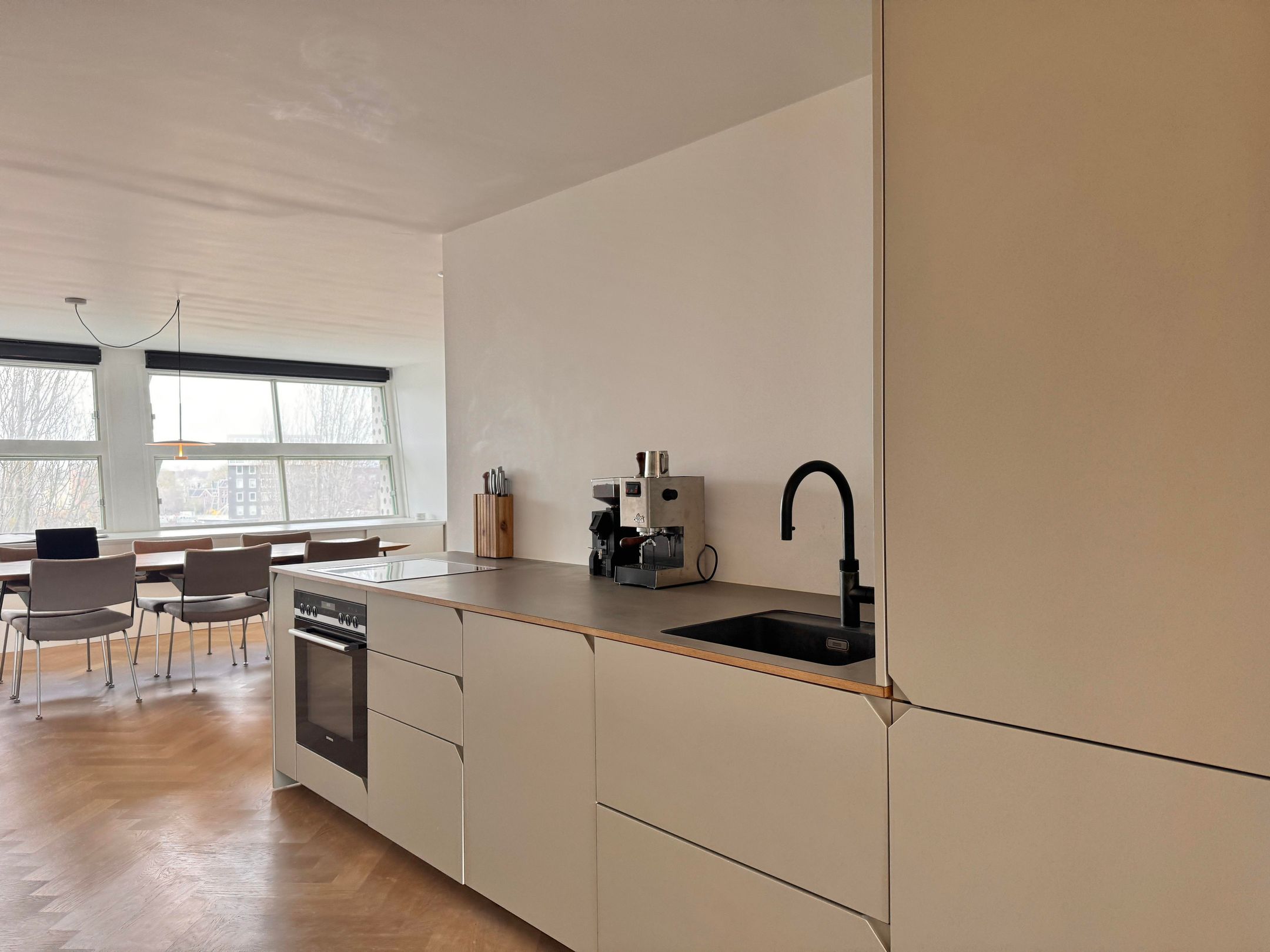 Foto 15 van Borneolaan 285