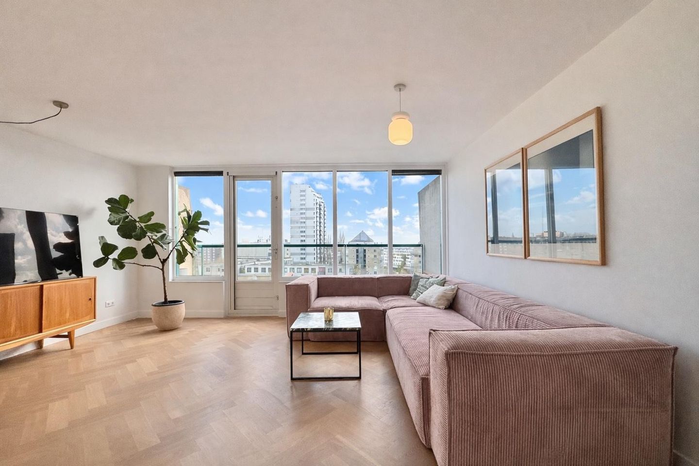 Foto 4 van Borneolaan 285