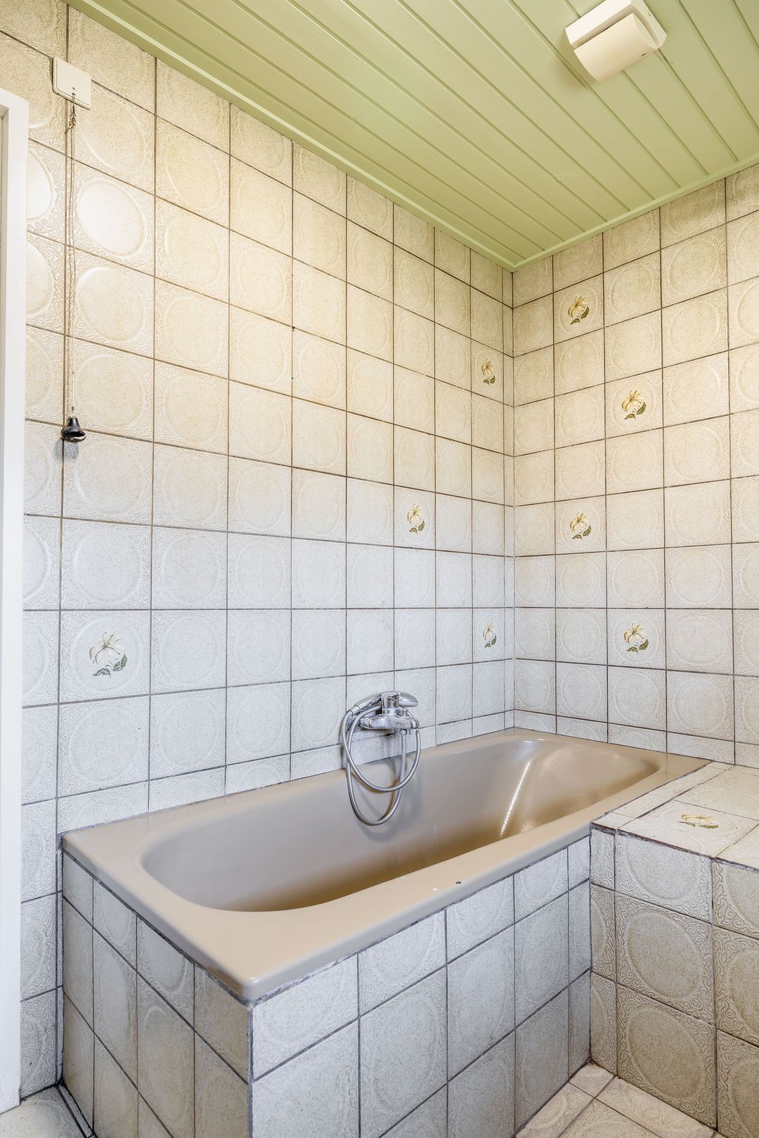 Photo 31 of Leensel 16