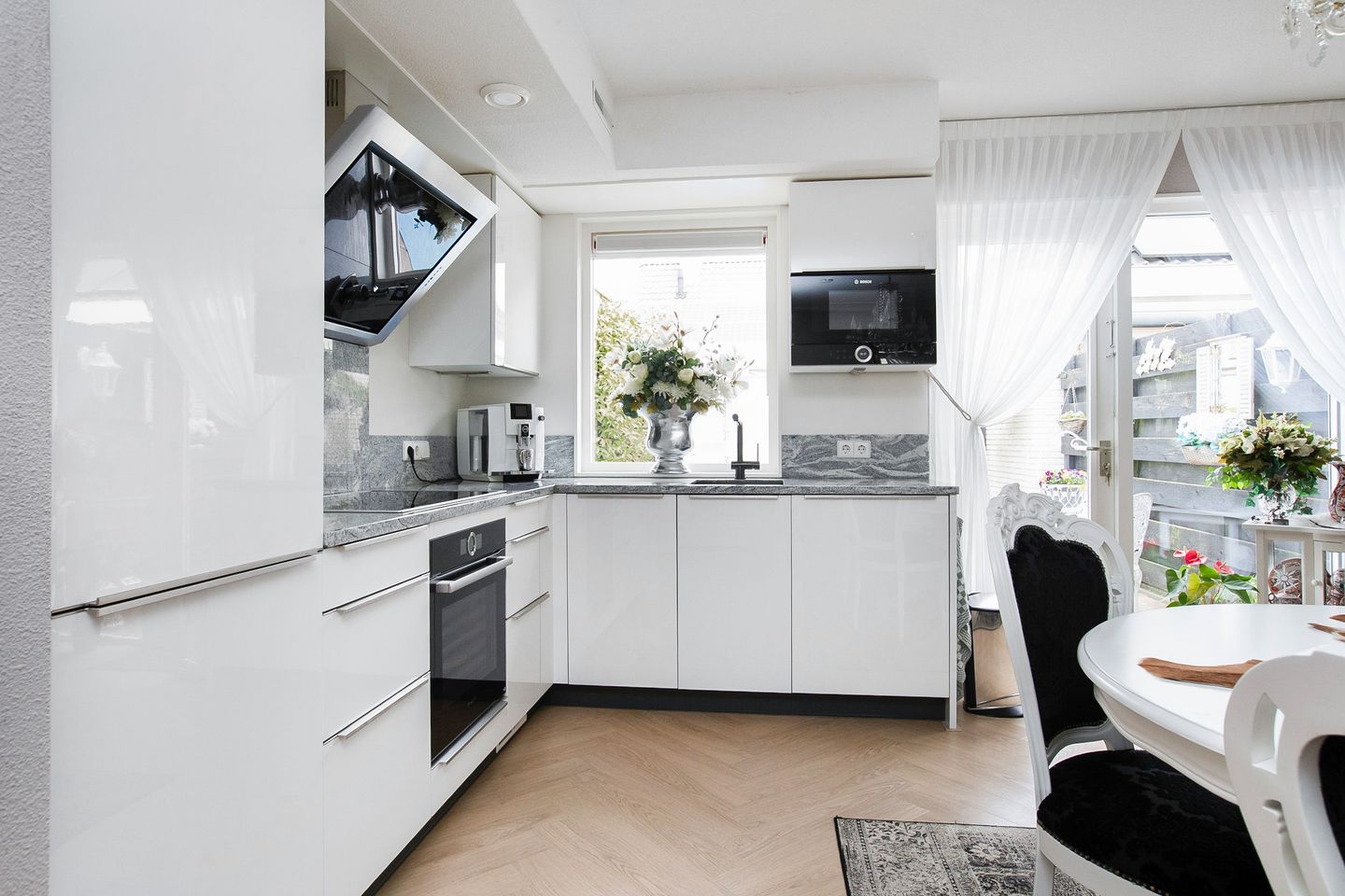 Foto 14 van Monniksrob 12