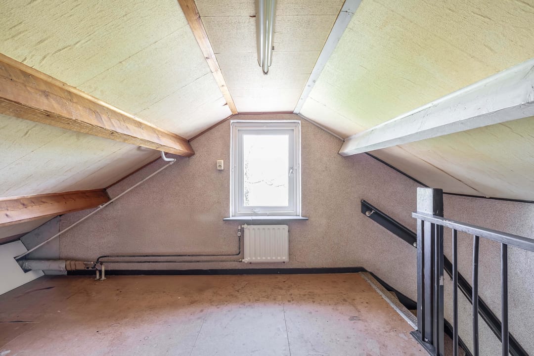 Photo 32 of Leensel 16