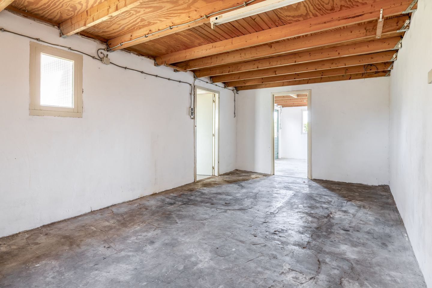 Photo 34 of Leensel 16