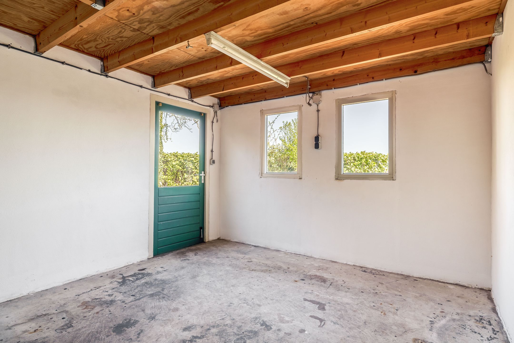 Photo 36 of Leensel 16