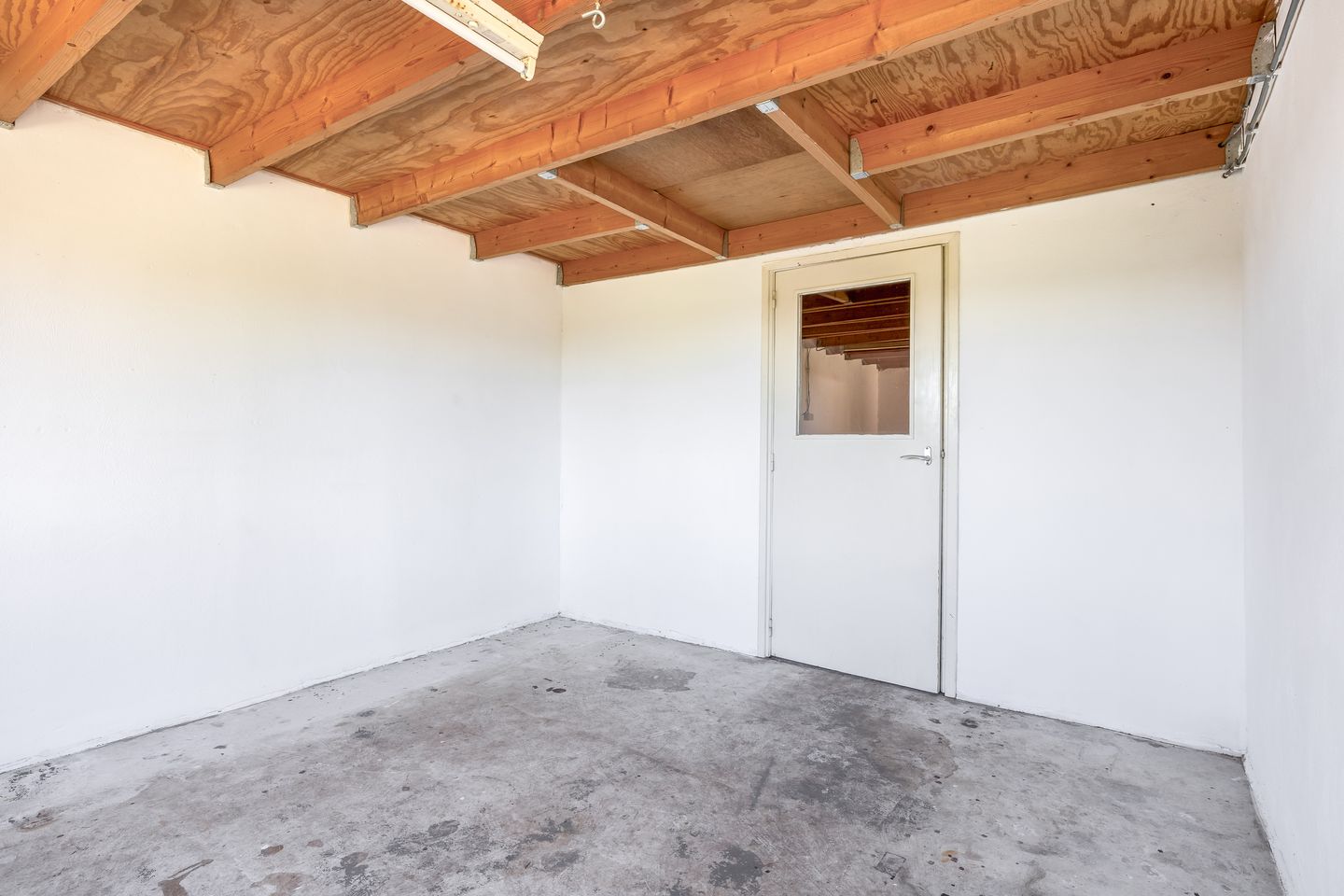 Photo 35 of Leensel 16