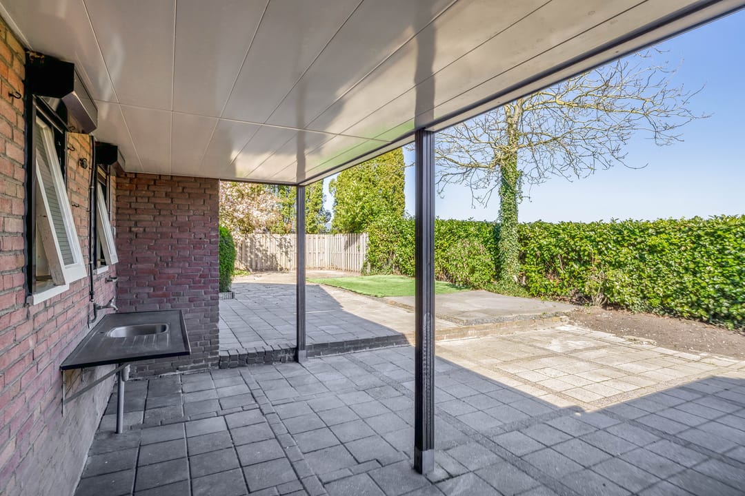 Photo 41 of Leensel 16