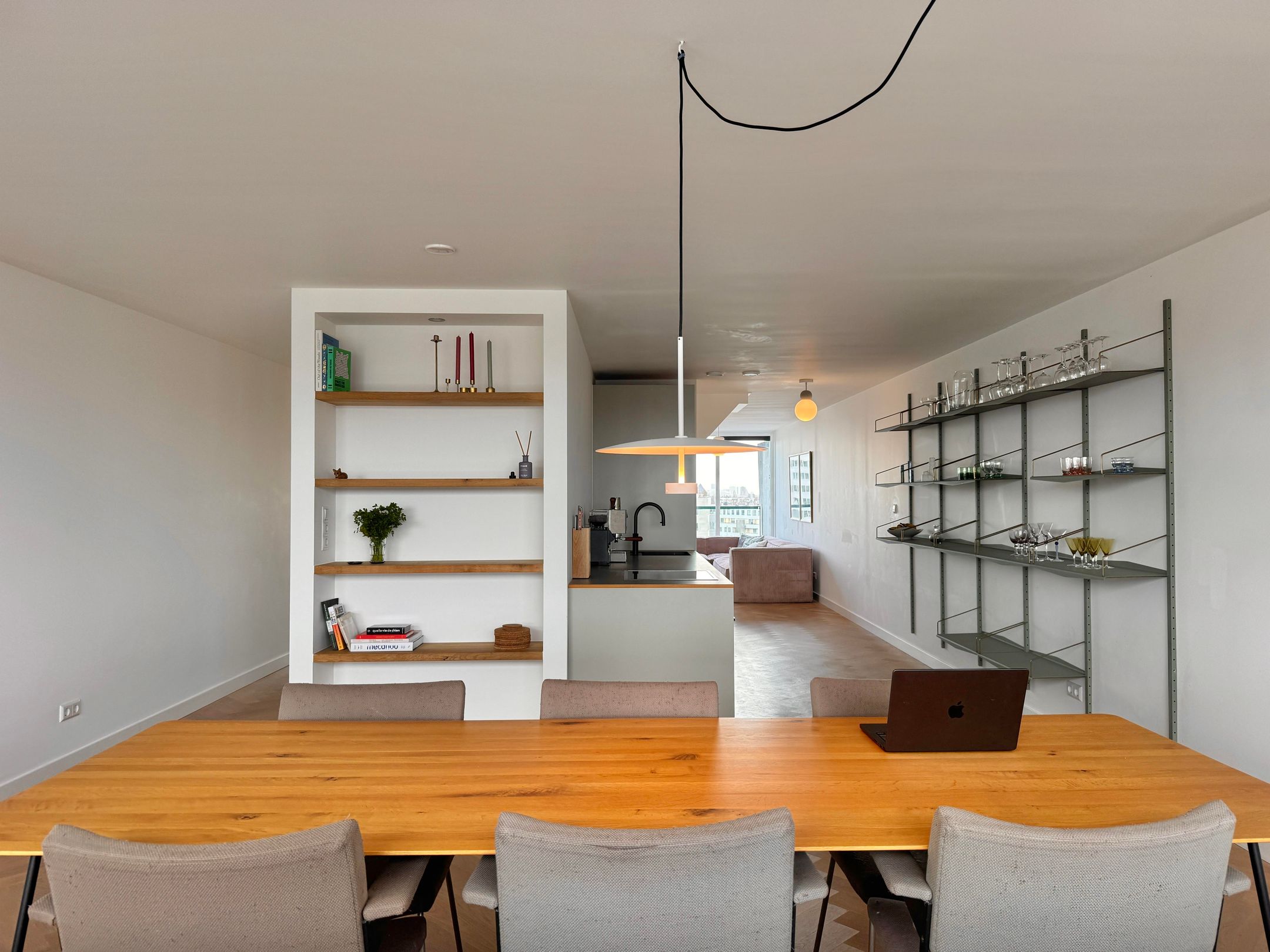 Foto 12 van Borneolaan 285