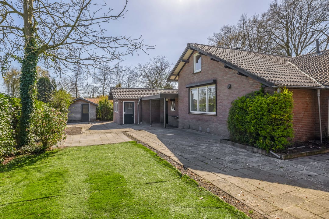 Photo 2 of Leensel 16