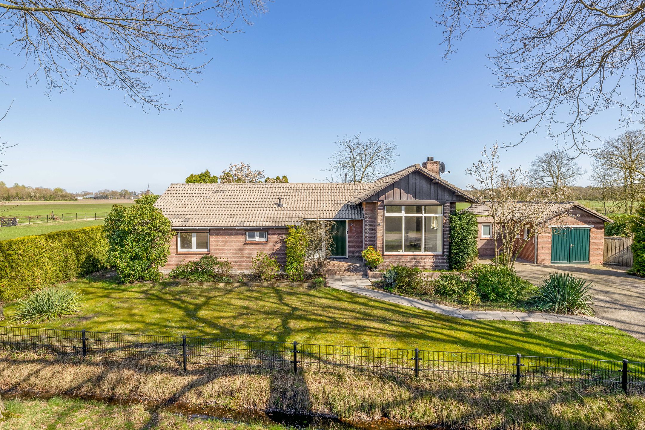 Photo 6 of Leensel 16