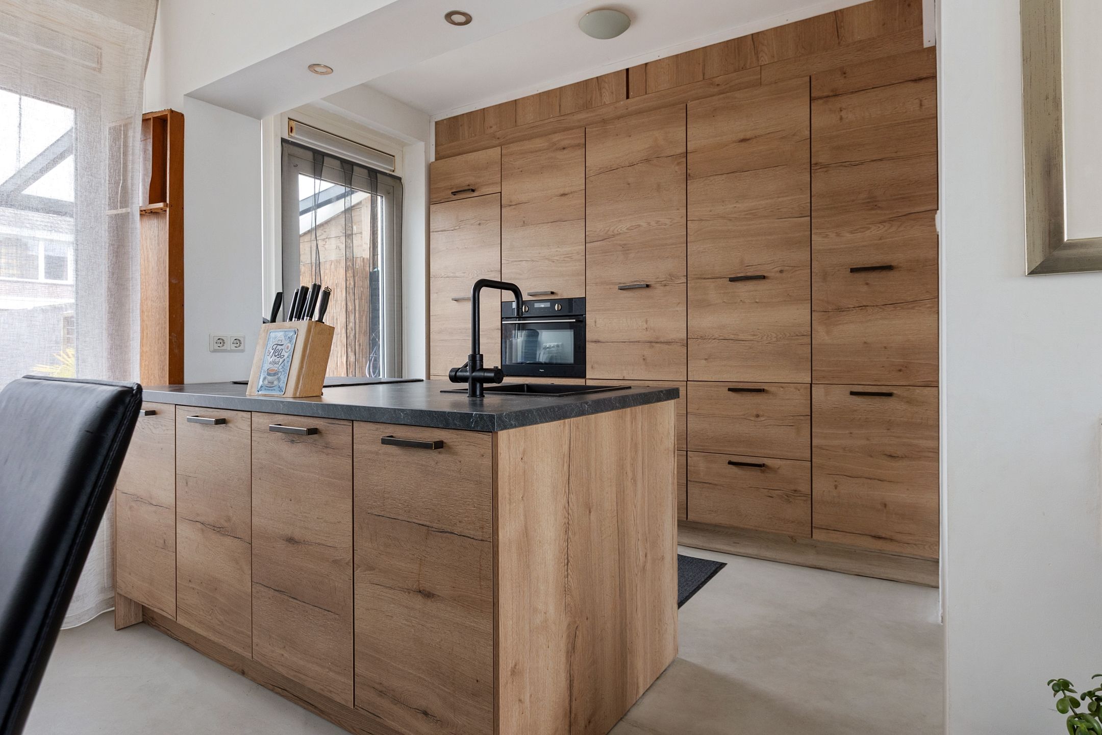 Photo 9 of Generaal Bentinckstraat 12