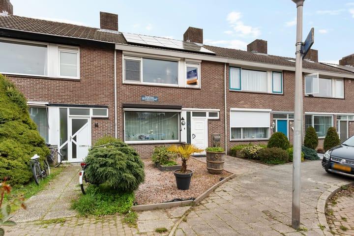 Photo 2 of Generaal Bentinckstraat 12