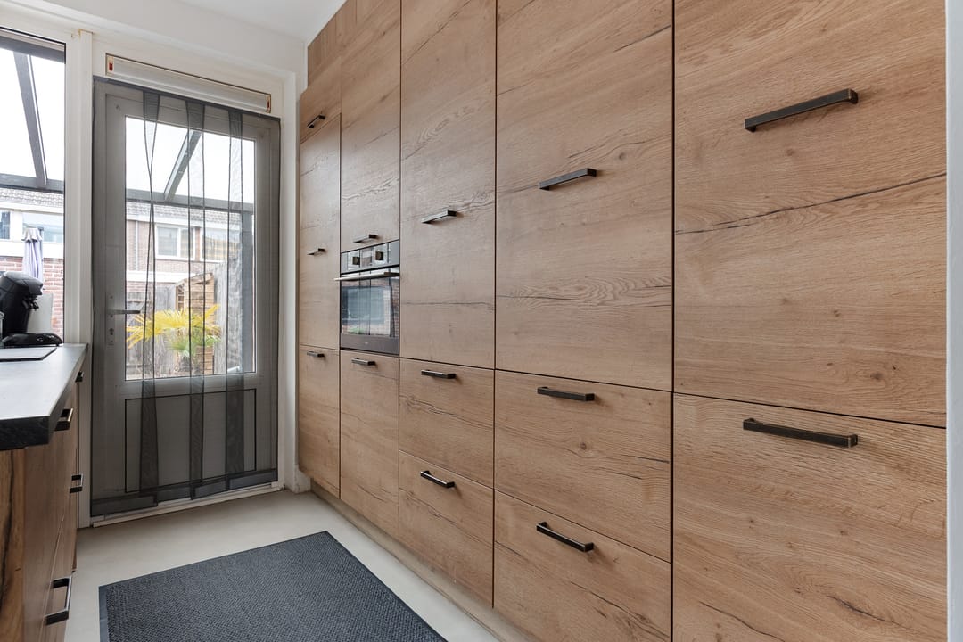 Photo 11 of Generaal Bentinckstraat 12