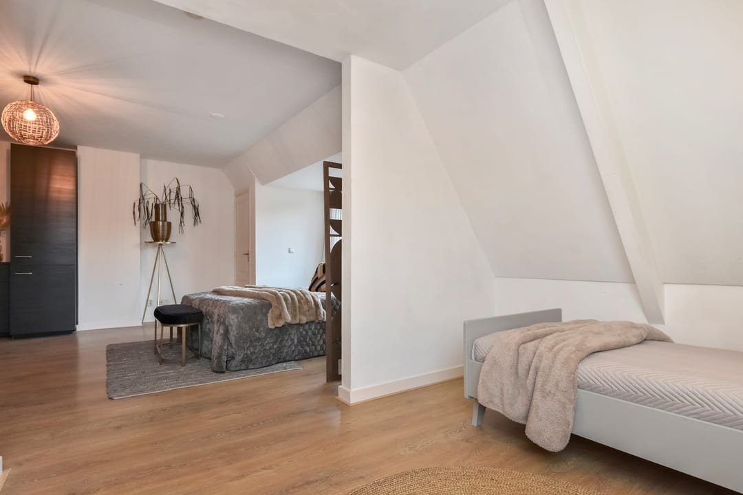 Foto 38 van Van Dorpstraat 22-A