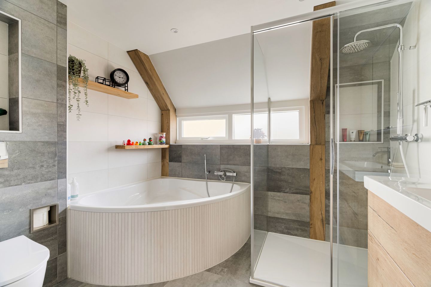 Foto 34 van Medeaschouw 56