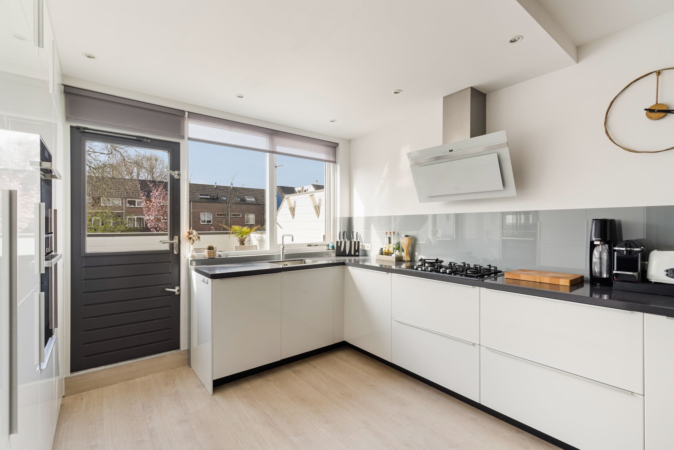 Foto 21 van Medeaschouw 56