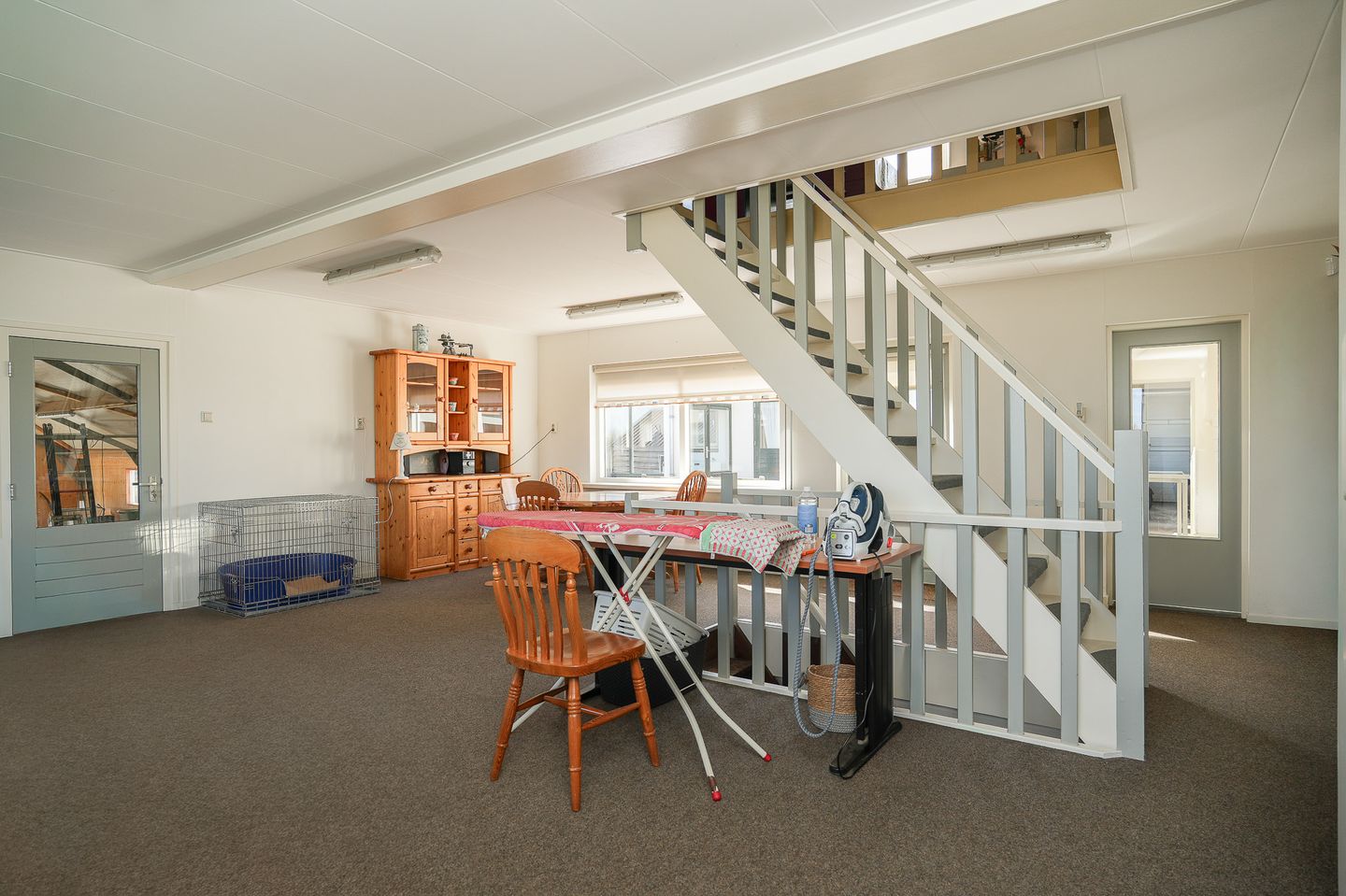 Charming Semi-Bungalow on Expansive Park-like Plot with Guest Accommodation — 29