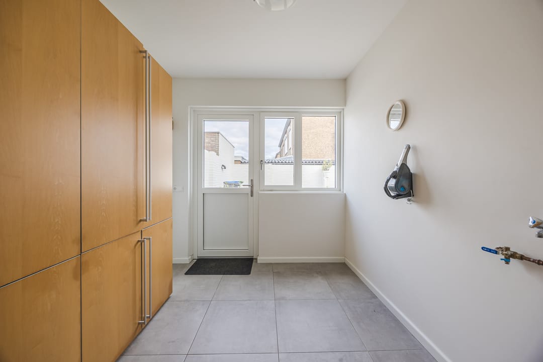 Photo 17 of Burgemeester Elkhuizenlaan 36