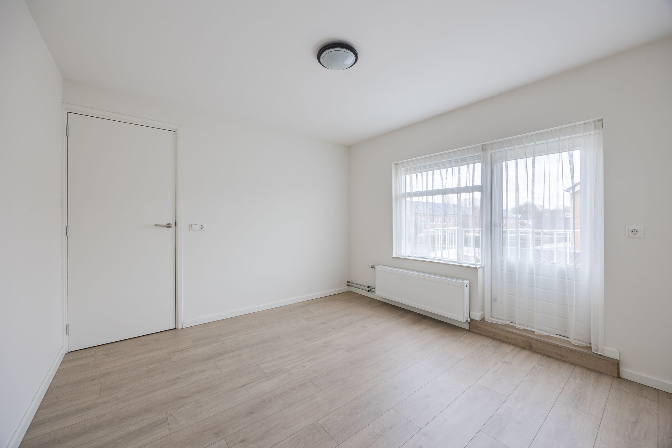 Photo 33 of Burgemeester Elkhuizenlaan 36