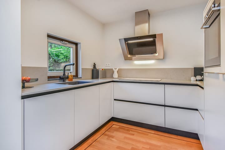 Photo 3 of Koolhovenlaan 15