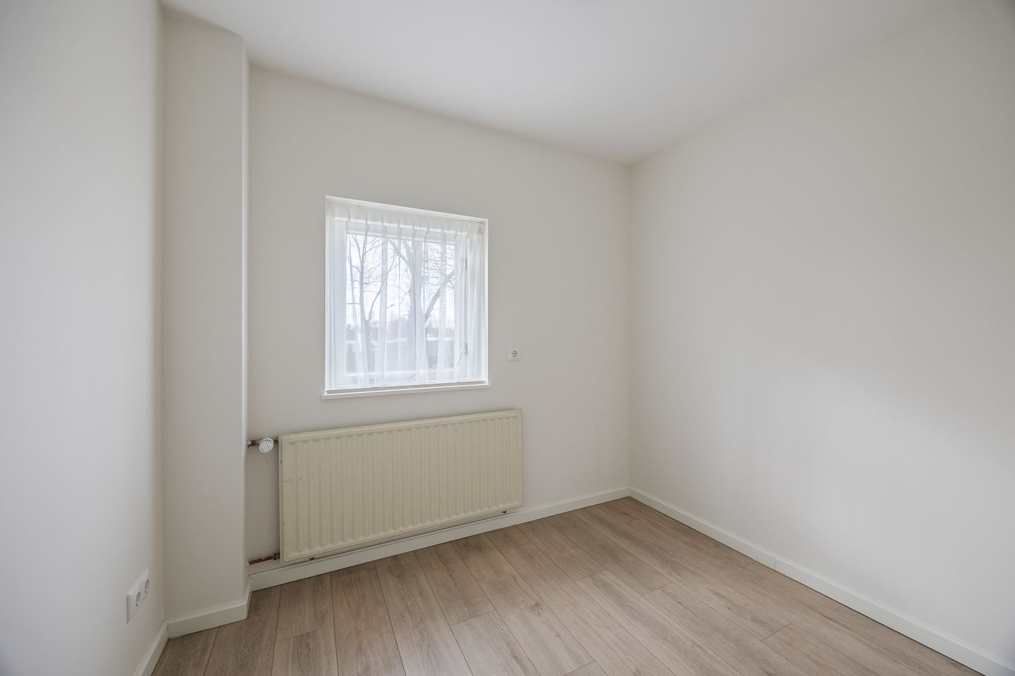 Photo 34 of Burgemeester Elkhuizenlaan 36