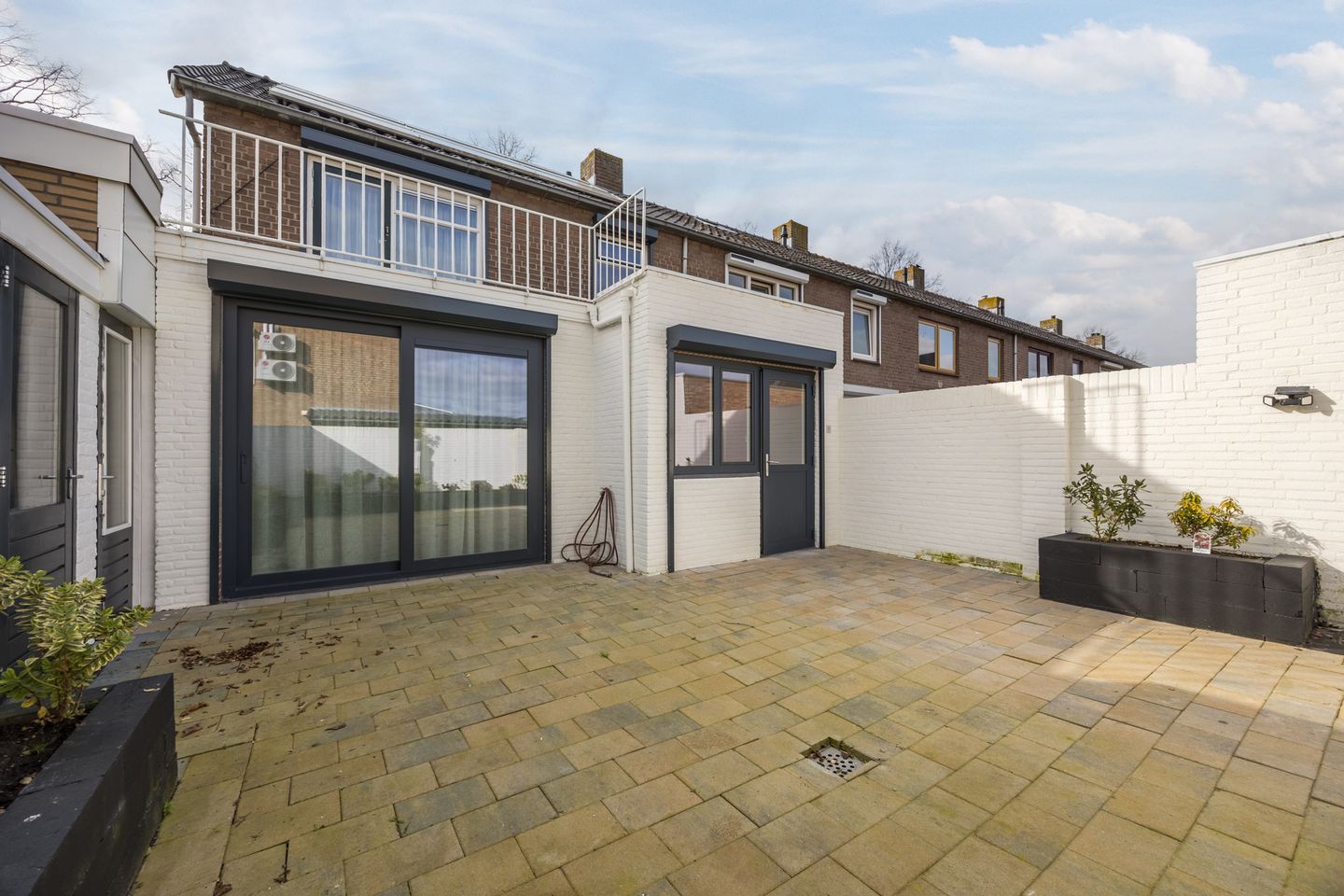 Photo 5 of Burgemeester Elkhuizenlaan 36