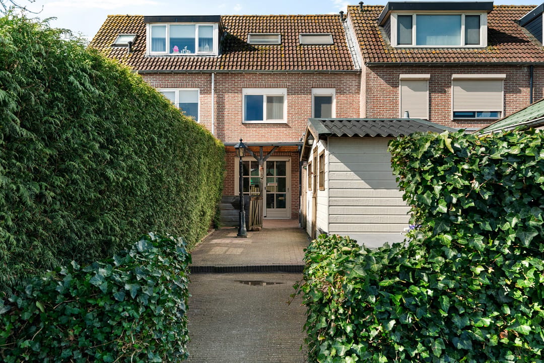 Photo 2 of Oostermaat 28