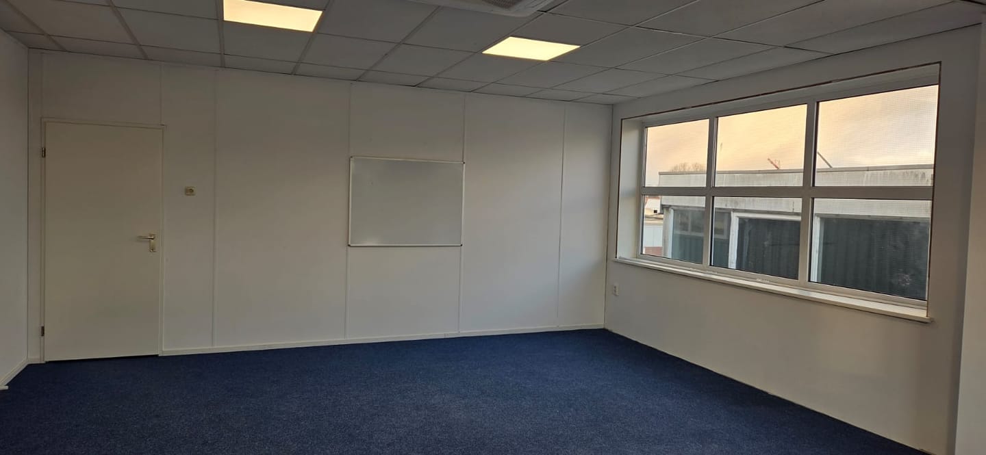 View photo 3 of Strooijonkerstraat 2-A