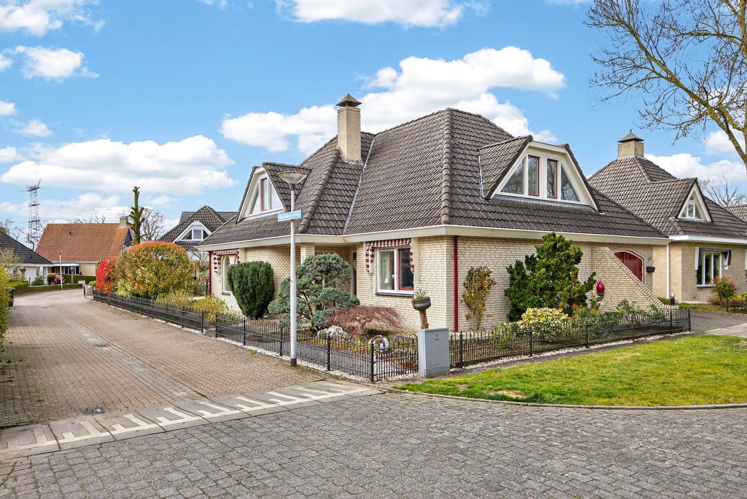 Foto 38 van Suze Robertsonlaan 2