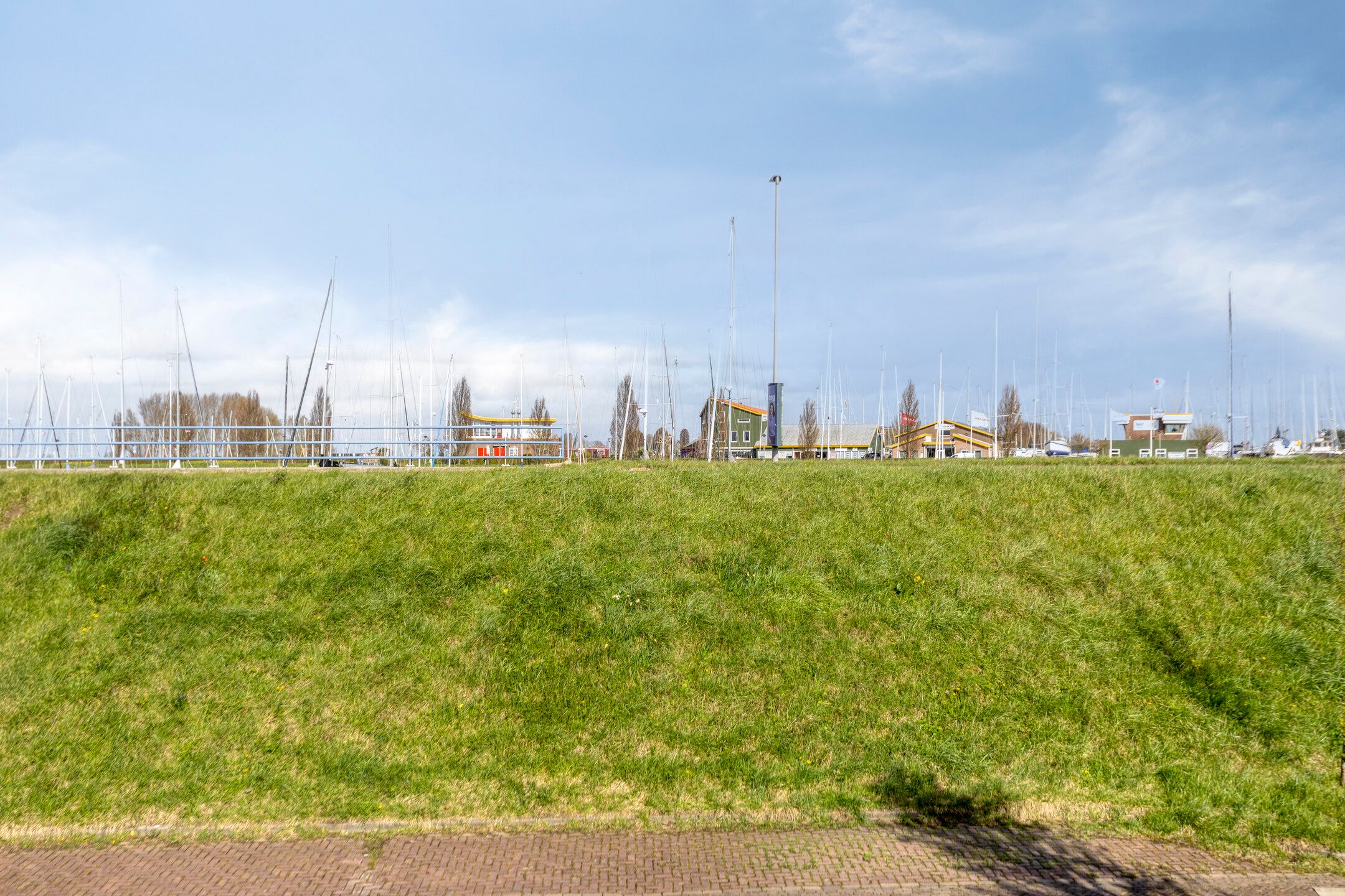 Foto 15 van Westelijke Kanaalweg 59