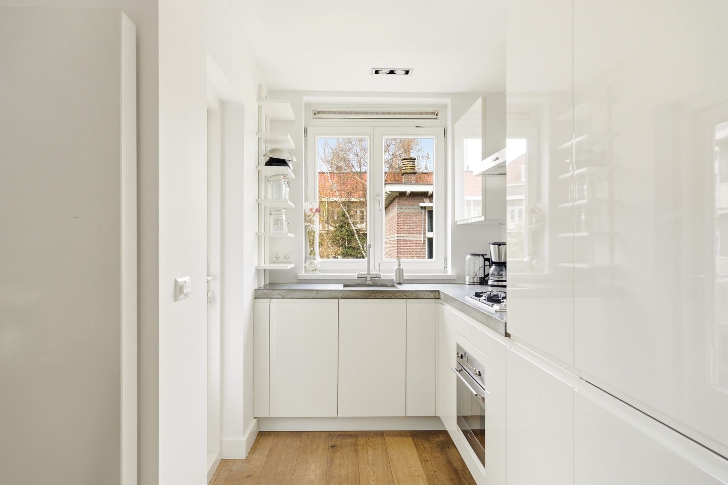 Photo 10 of Kinkerstraat 322-2