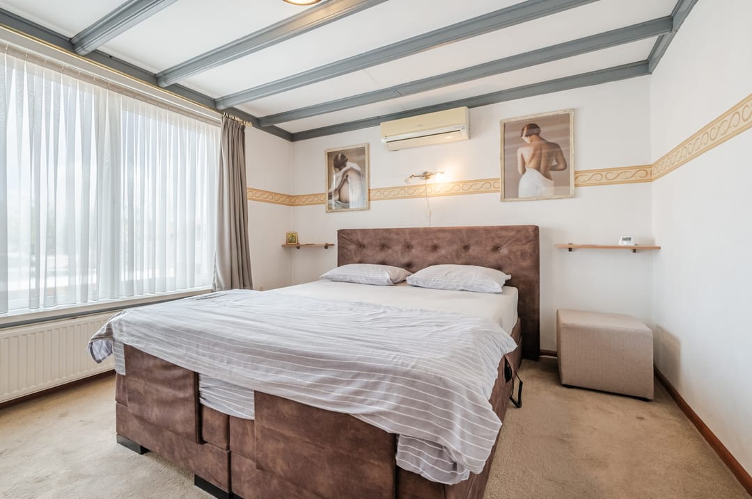 Photo 23 of Katoenstraat 6