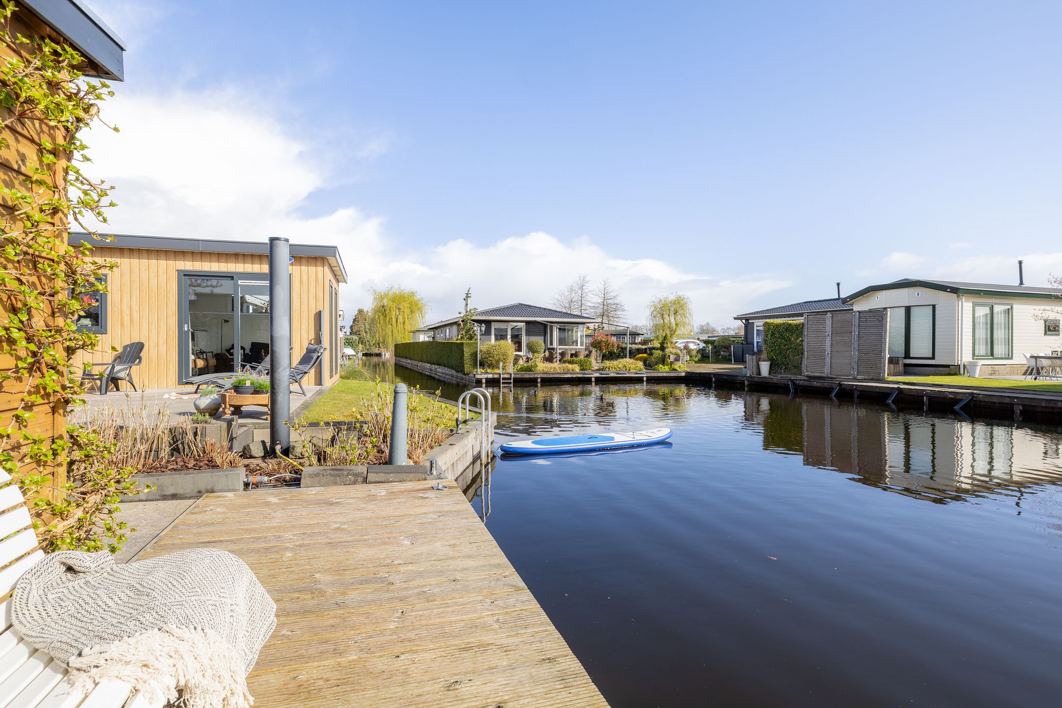 Foto 9 van Nieuw-Loosdrechtsedijk 217-C014