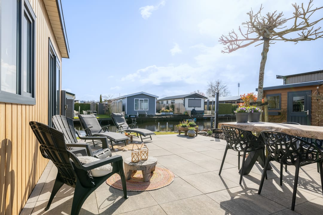 Foto 11 van Nieuw-Loosdrechtsedijk 217-C014