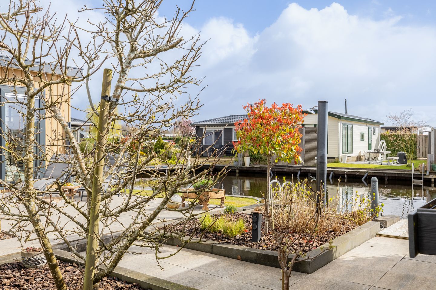 Foto 20 van Nieuw-Loosdrechtsedijk 217-C014