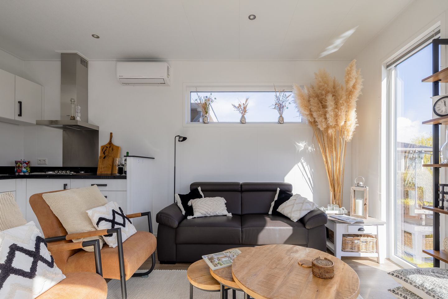 Foto 29 van Nieuw-Loosdrechtsedijk 217-C014