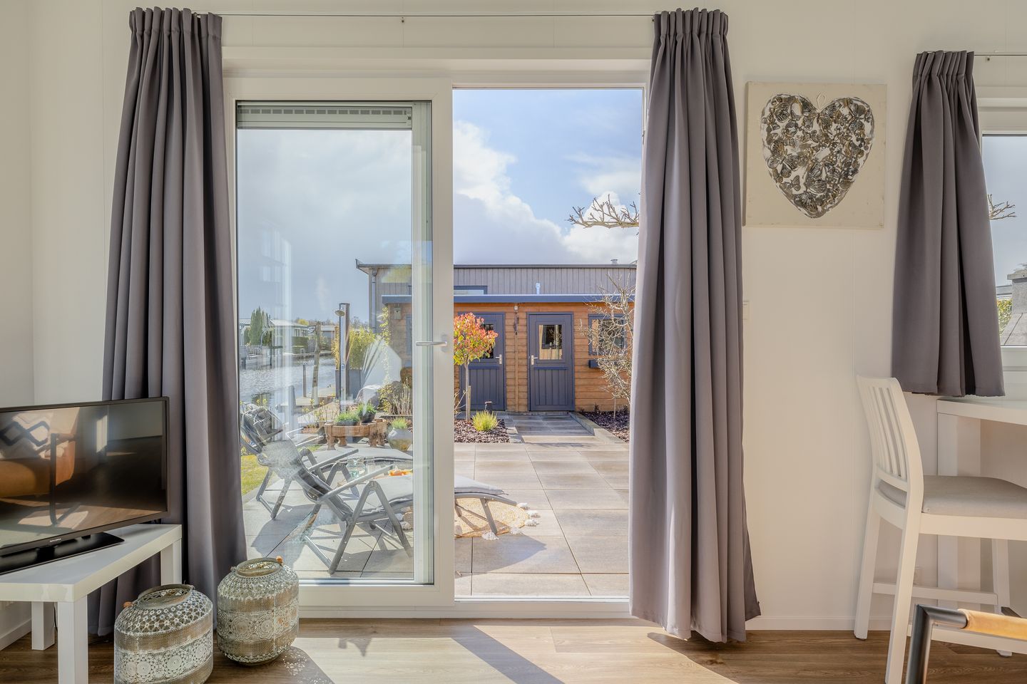 Foto 40 van Nieuw-Loosdrechtsedijk 217-C014