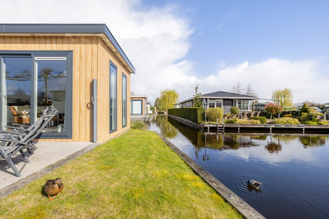 Foto 8 van Nieuw-Loosdrechtsedijk 217-C014