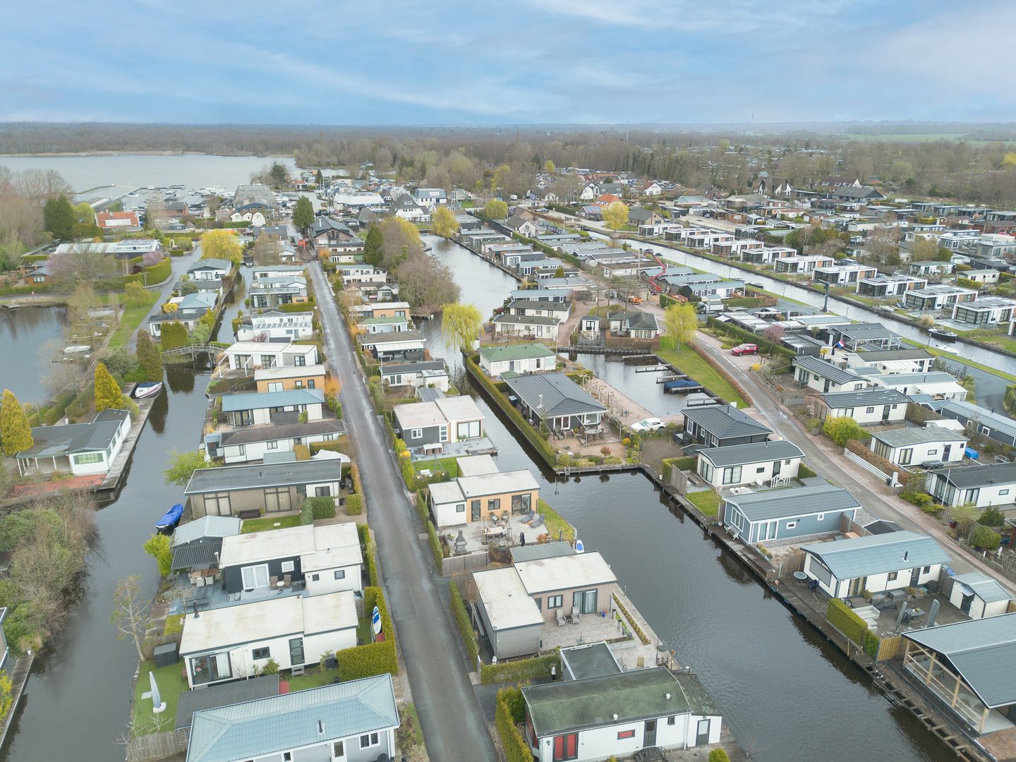 Foto 55 van Nieuw-Loosdrechtsedijk 217-C014