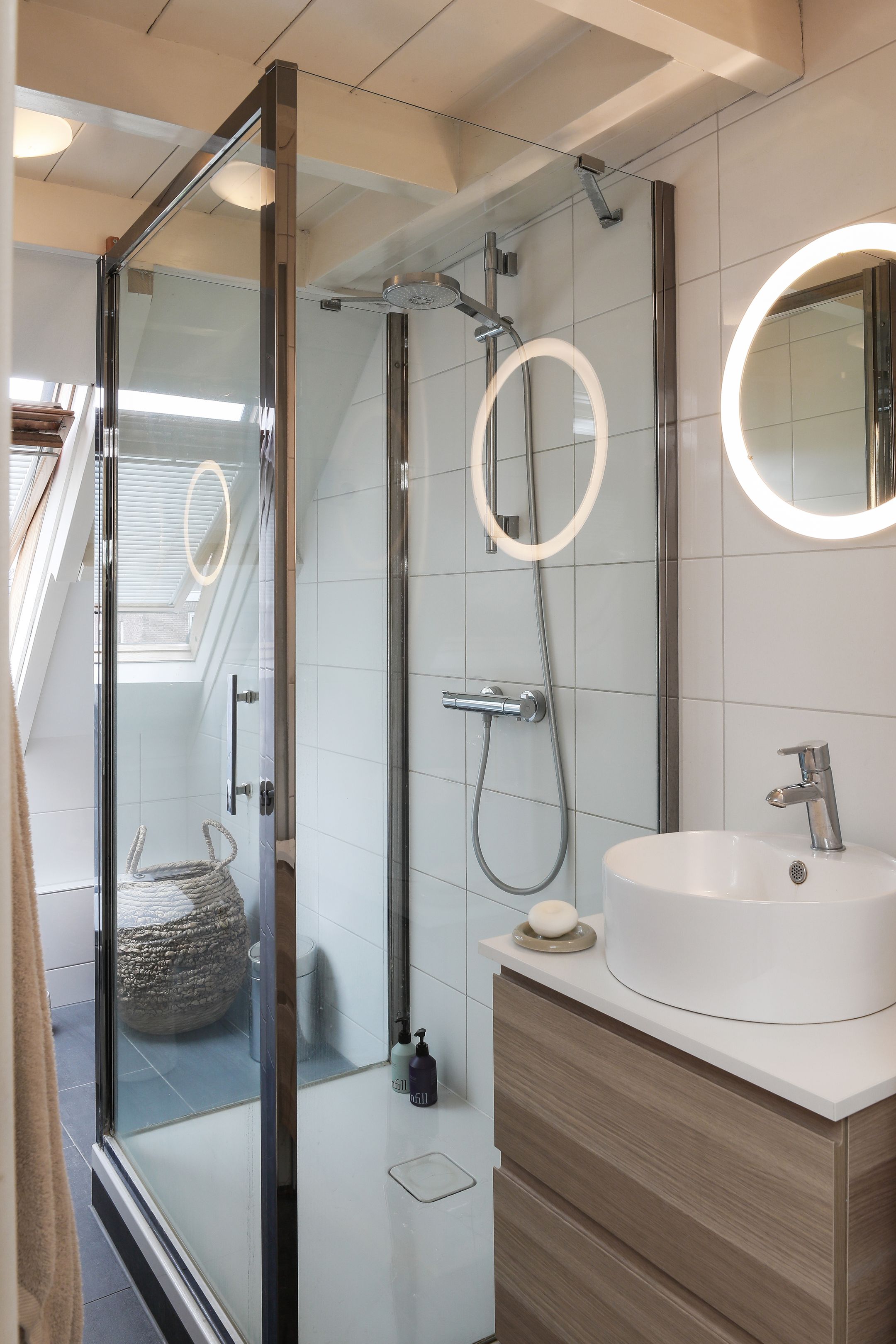 Foto 18 van Westwal 48-H